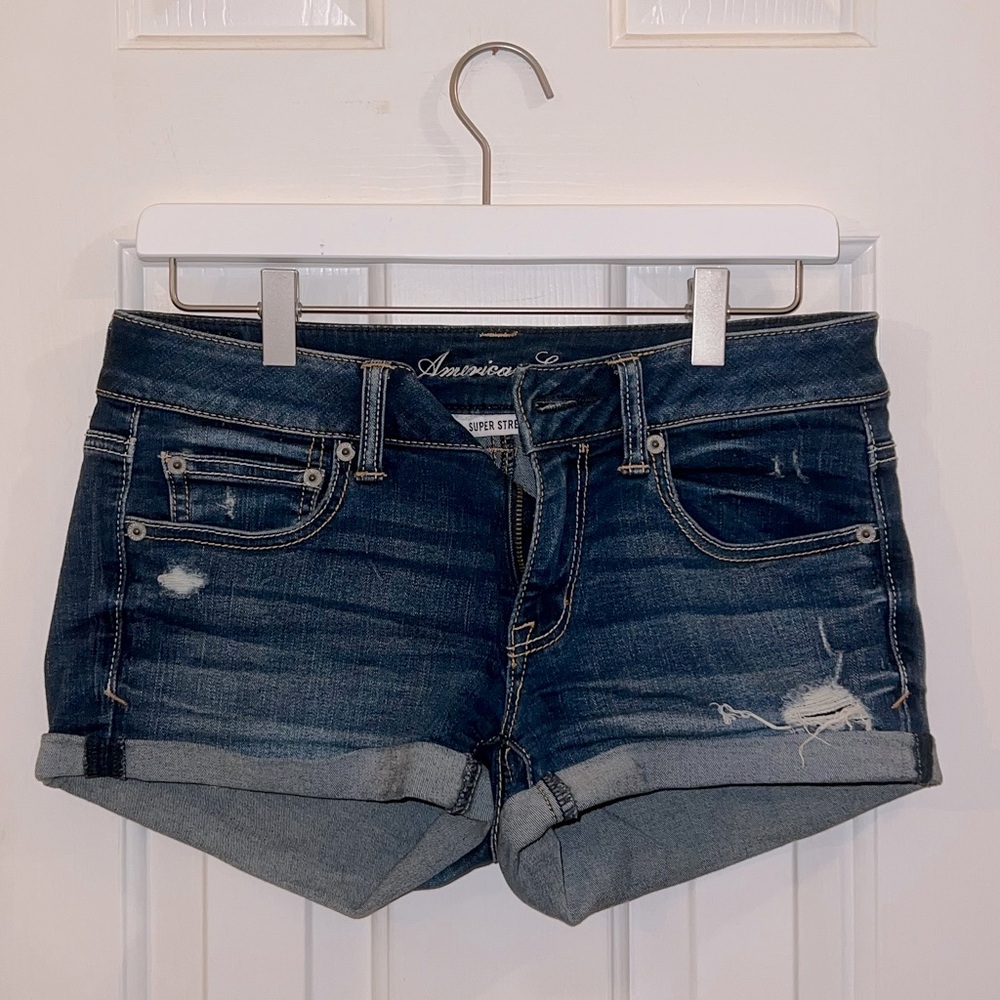 American Eagle lightly distressed Denim shorts